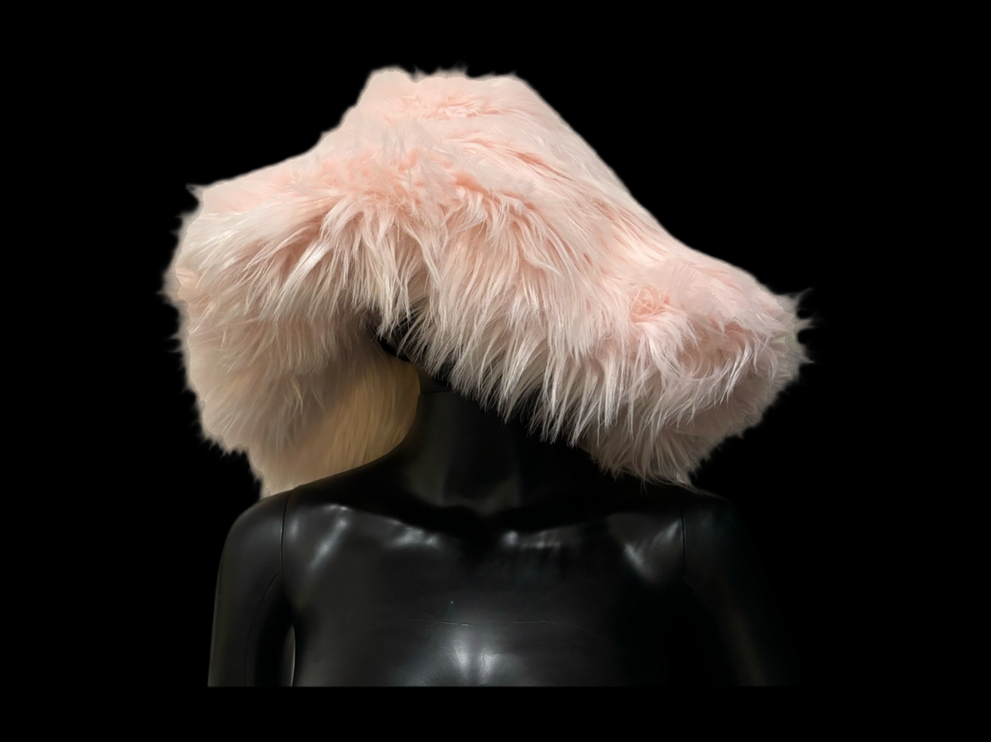 Bubble Pink Énorme Faux Fur Bucket Hat